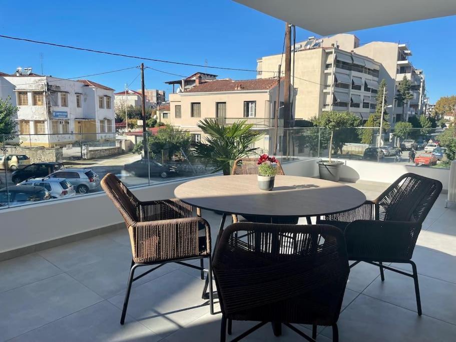 Home Suite Home Trikala Εξωτερικό φωτογραφία
